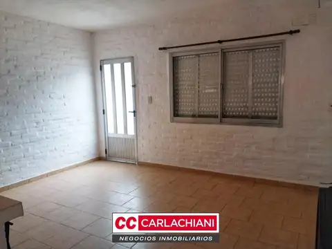 Casa en Alquiler en Las Parejas, $ 450.000