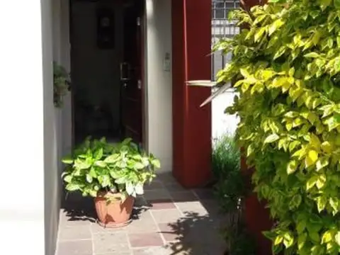 CASA 4 AMBIENTES CON COCHERA SAN JUSTO