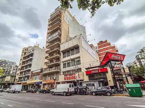 Corrientes Av. al 4600