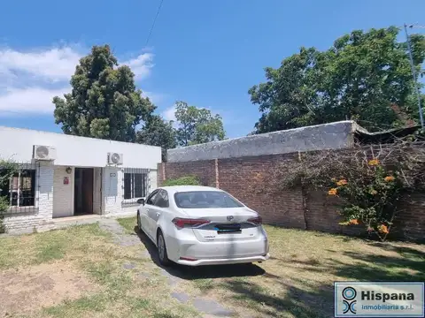 Los Sauces, entre Santa Elena y Santa Ana. al 200