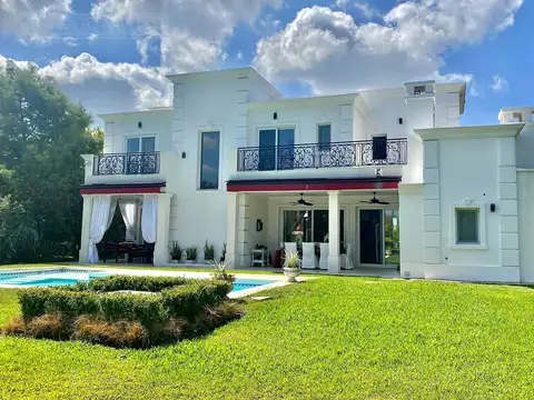 Los Castores, Nordelta. Diciembre a Febrero.