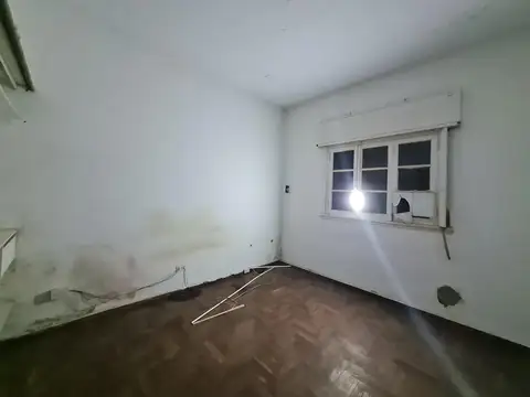 ¡IMPERDIBLE! ¡PH con lote de 8,36x34! En venta y a refaccionar