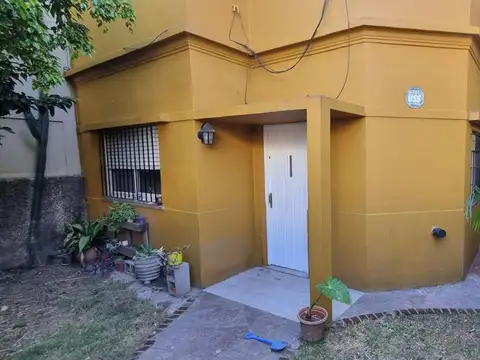 Diag Saenz Peña 2700, Piso pb