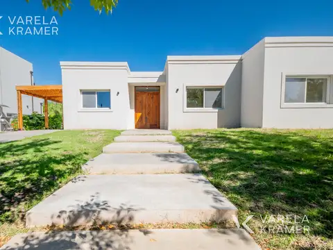 Casa en Venta en Pilar del Este