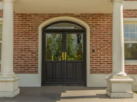 Casa 7 ambientes con 3 baños