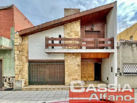 MANUEL QUINDIMIL al 1600