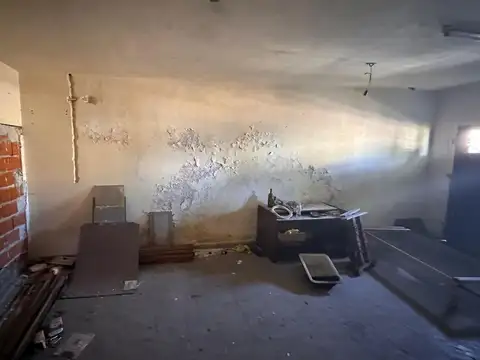 Galpon en Venta en Alvear, USD 48.000