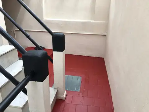 EXCELENTE PH CON PATIO Y TERRAZA IDEAL PARA DOS FAMILIAS