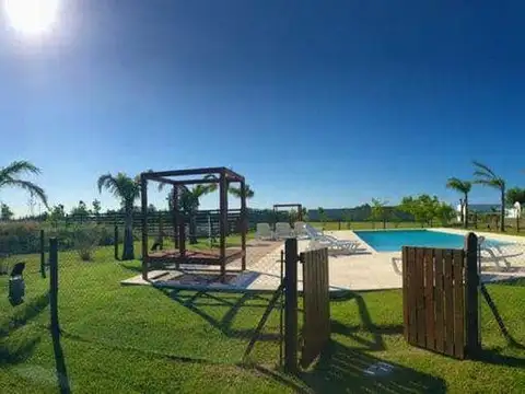 Terreno en venta - 700mts2 - Campos de La Enriqueta, La Plata