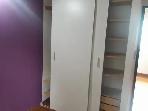 MUY LINDO P.H POR ESCALERA SOLO 3 DPTOS.