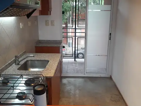 Depto Tipo Casa en Alquiler de 2 ambientes