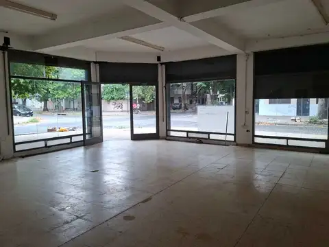 Local en Alquiler en Hipodromo, $ 1.200.000