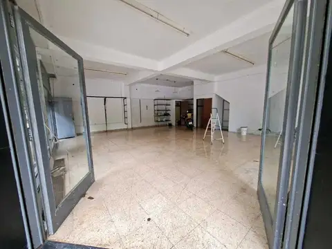 Local en Alquiler 50 años