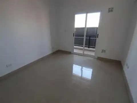 Venta de Departamento 2 AMBIENTES en San Justo, La Matanza.-