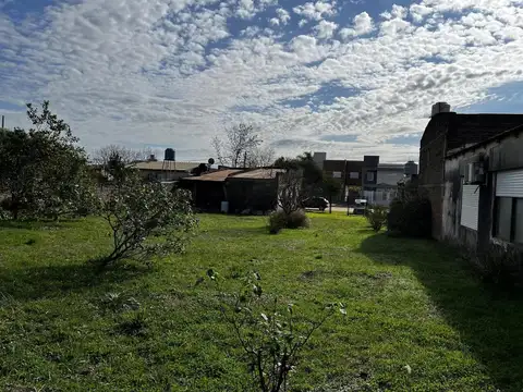Casa 3 ambientes con 1 baño