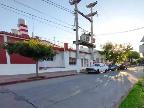 ESTADOS UNIDOS 4300, Piso 0