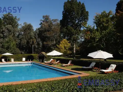 SE ESCUCHAN OFERTAS! Excelente Lote de 3706 m2,.