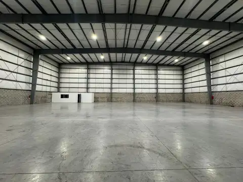 Galpon en Alquiler A Estrenar