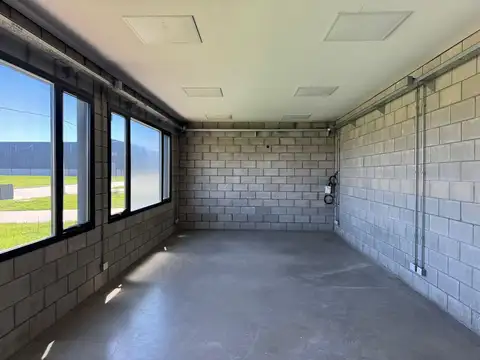 Galpon en Alquiler A Estrenar