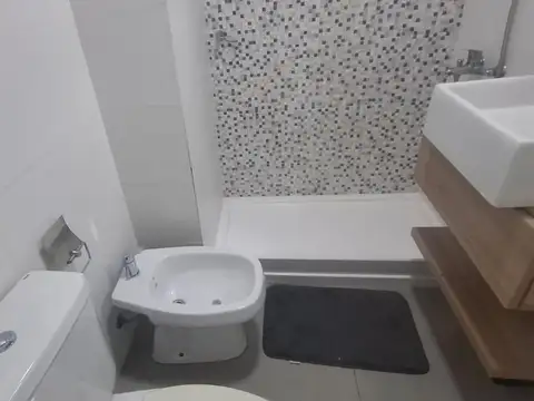 Dpto Monoambiente A 3 Cuadras De Est Castelar