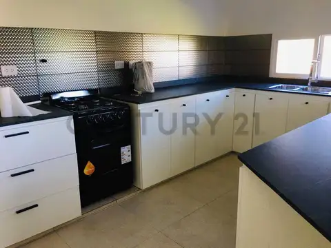 CASA DE UNA PLANTA EN SANTA LUCIA