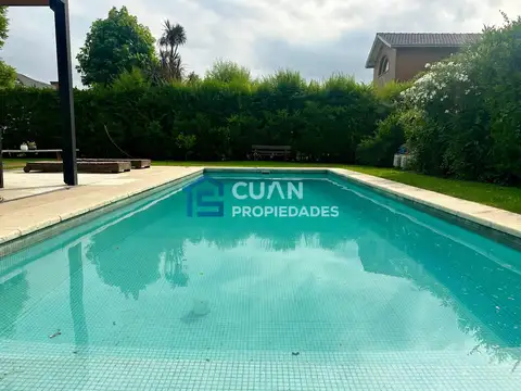 Casa en Alquiler en La Caballeriza, USD 2.500