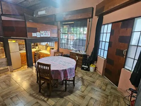 Depto Tipo Casa 2 ambientes con 1 baño