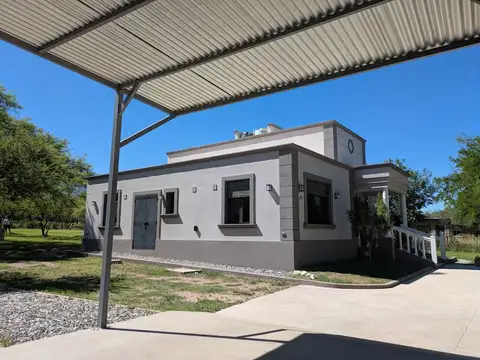 Casa en Venta en Villa de las Rosas, USD 300.000