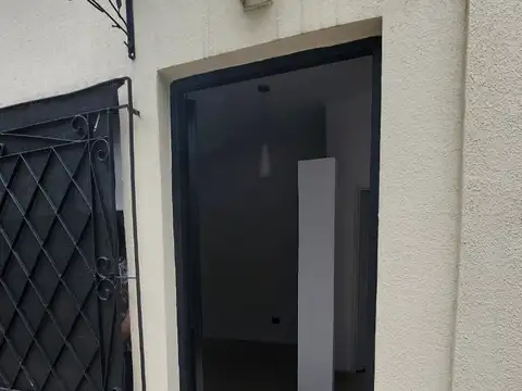 Departamento en Alquiler en Villa Ballester, $ 360.000