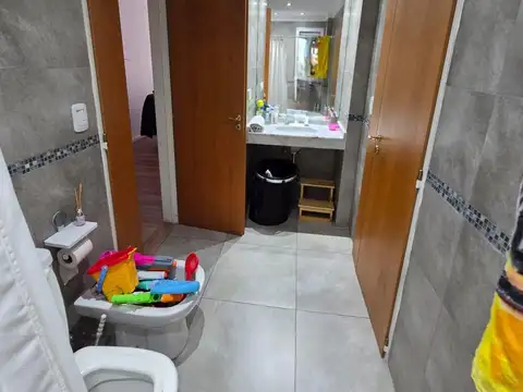 Villa del Parque 3 amb. c/balcon al frente