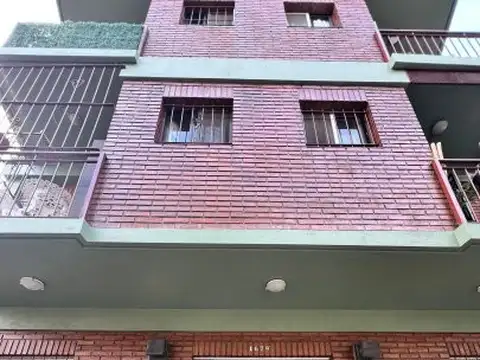 ANCHORDOQUI AL 1600 , Piso 2