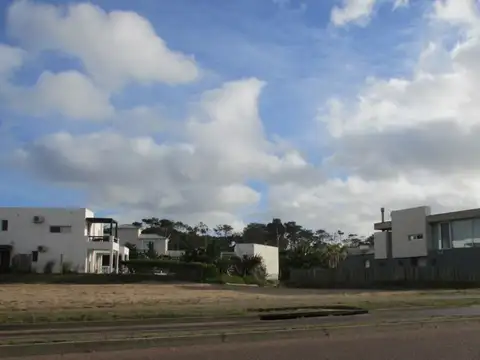 Terreno en Venta 64,82  mts Frente