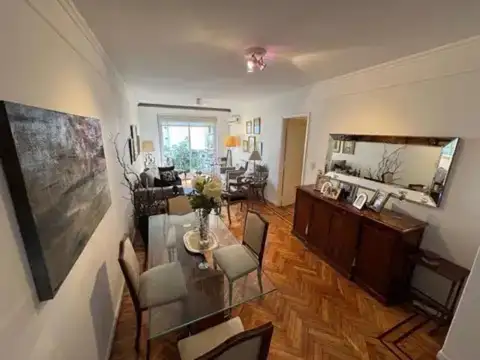 Venta Semipiso de 4 Ambientes con Cochera Fija en Alto Palermo