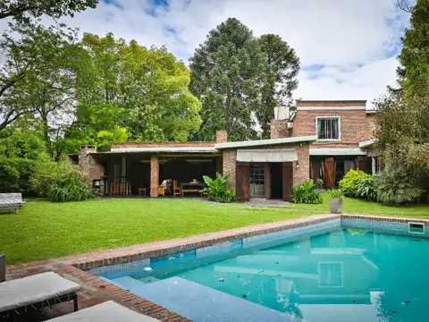 VENTA CASA QUINTA 7 AMBIENTES PILAR CENTRO