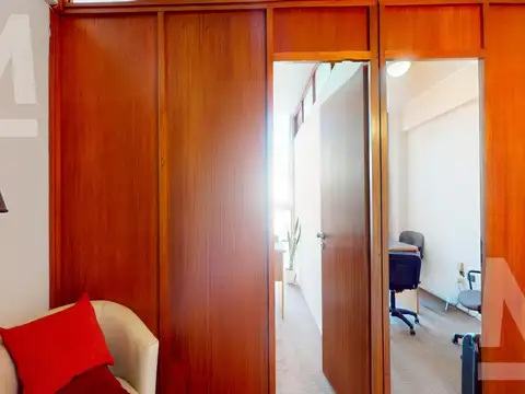 Avenida 13 e/ 46 y 47 N°723 al 700