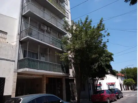 4 amb fte piso bcon corrido 3 dorm $880000