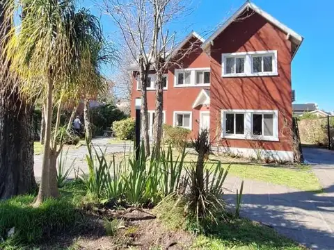 Alquiler en La Martona: Casa Amoblada Frente al Bosque