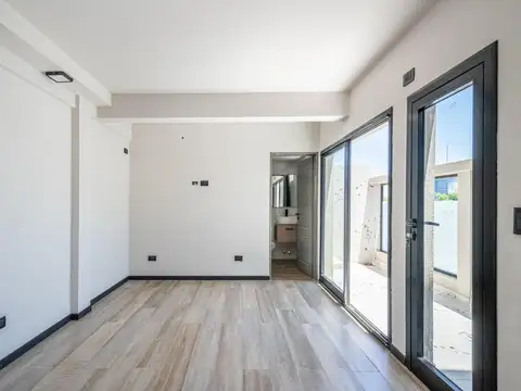 Manuela Pedraza 6000