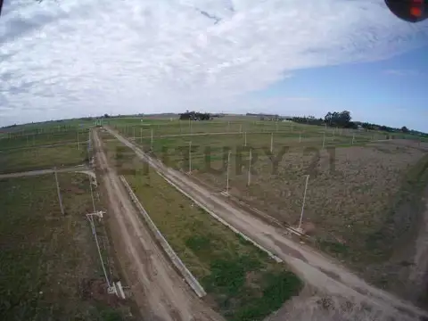 Calle C11 y C8 , Piso 0