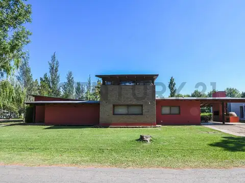 Venta Casa 3 Dormitorios- Barrio Privado Los Alamos