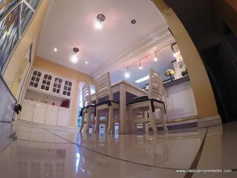 Casa en Venta al Oeste