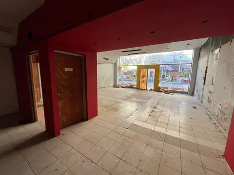 Local Centrico En Peatonal