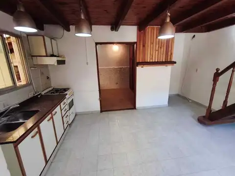 Venta PH 3 AMB 2 dormitorios Parrilla Cochera