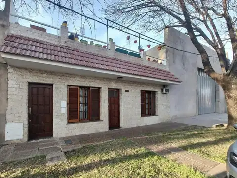 CASA 2 DORMITORIOS - ZONA OESTE - ROSARIO