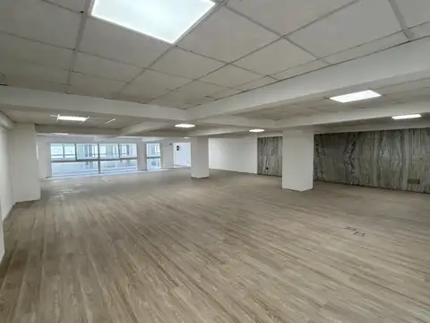 Av Corrientes  al 800