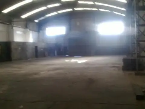 Galpon en Venta 20  mts Frente