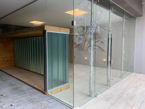 Av Del Libertador 2400, Piso 2