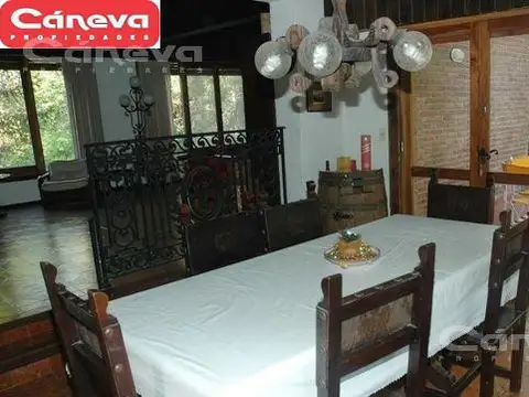 Casa en Venta en Carilo, USD 360.000