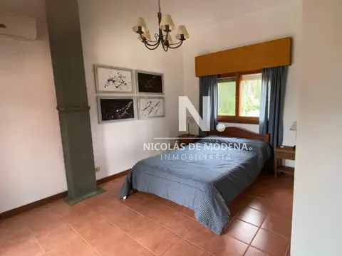 Vende casa en pinares de 4 dormitorios en Pinares, Punta del Este.