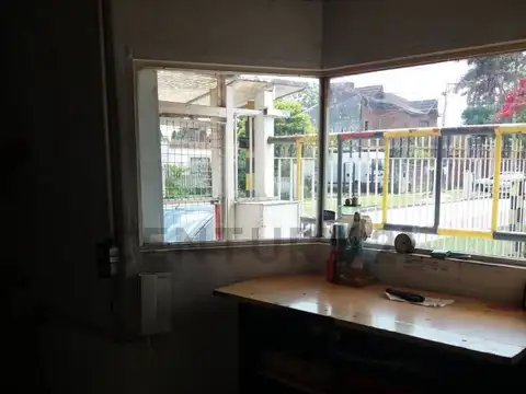 Galpon en Venta en Burzaco, USD 1.290.000